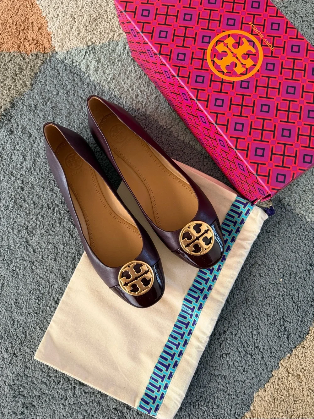 Tory Burch Malbec Chelsea Cap-Toe Leather Flats